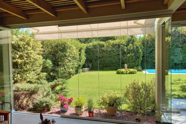 300f277a-45c4-4875-b764-6c3054baac02